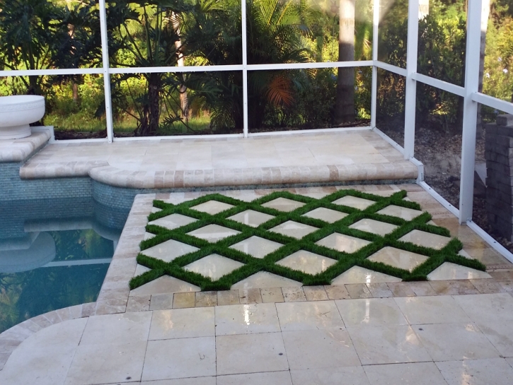 Fake Turf Lake Lindsey, Florida Backyard Deck Ideas, Backyard Landscape Ideas